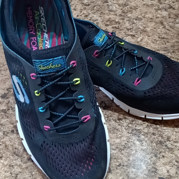Skechers multicolored shoes size 8 - Picture 2 of 5